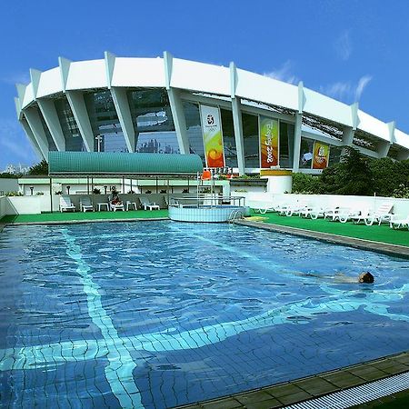 Shanghai Olympic Hotel Exteriör bild